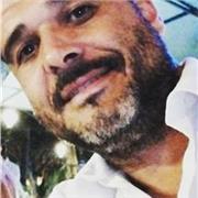 A todo aquel que lo necesite. ,oy polivalente y me adapto a el alumno